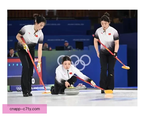 中国冰壶女队逆转意大利 取得循环赛第二胜
